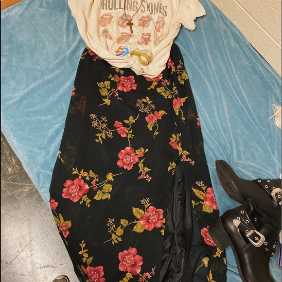 SOLD** - Picture 1 of 5